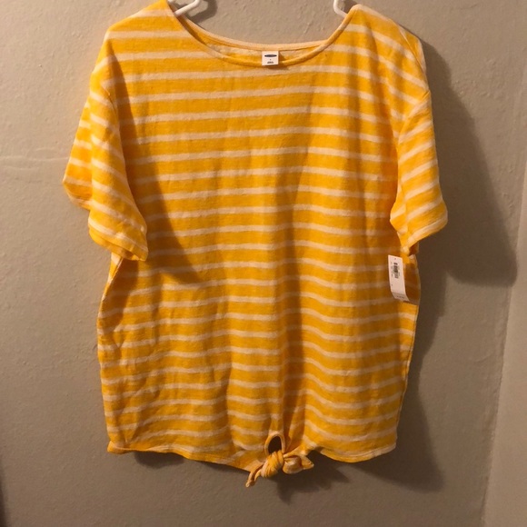 Yellow Striped Shirt with a tie in the front - Picture 1 of 2